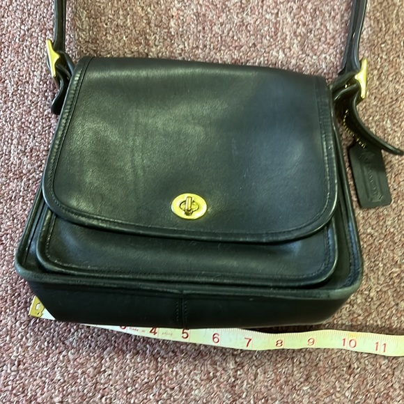 Vintage Coach Leather Rambler Bag F040 9061 - Picture 9 of 15